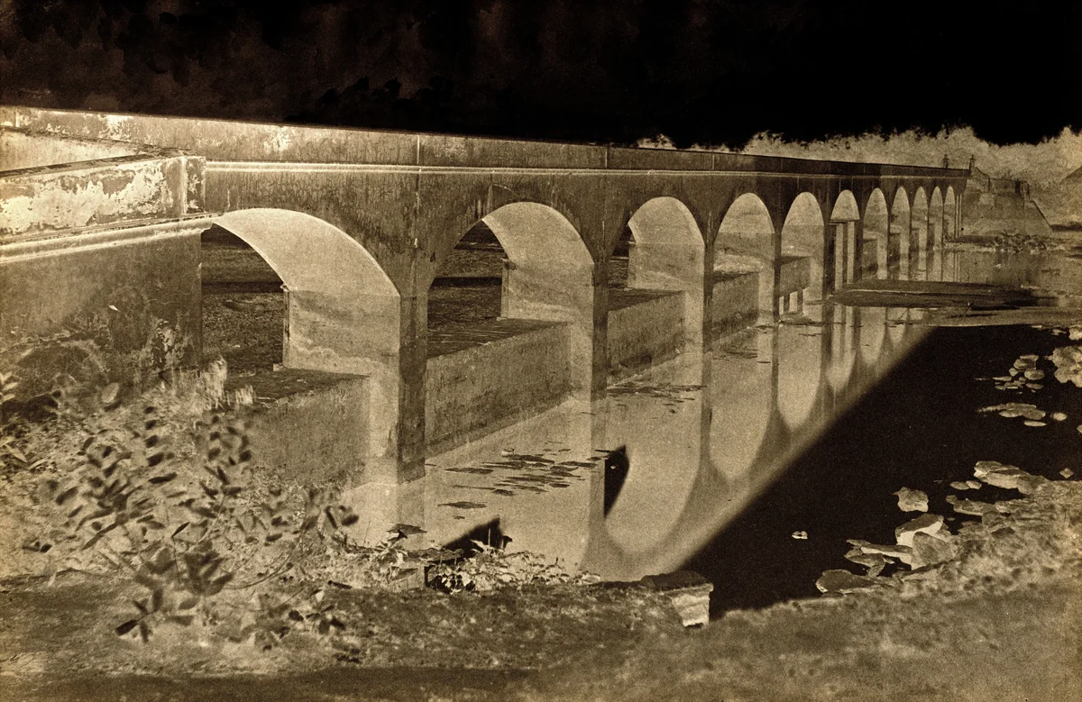 Bridge near Collector’s House, Shungavellor, India by Linnaeus Tripe, photograph, 1857-1858