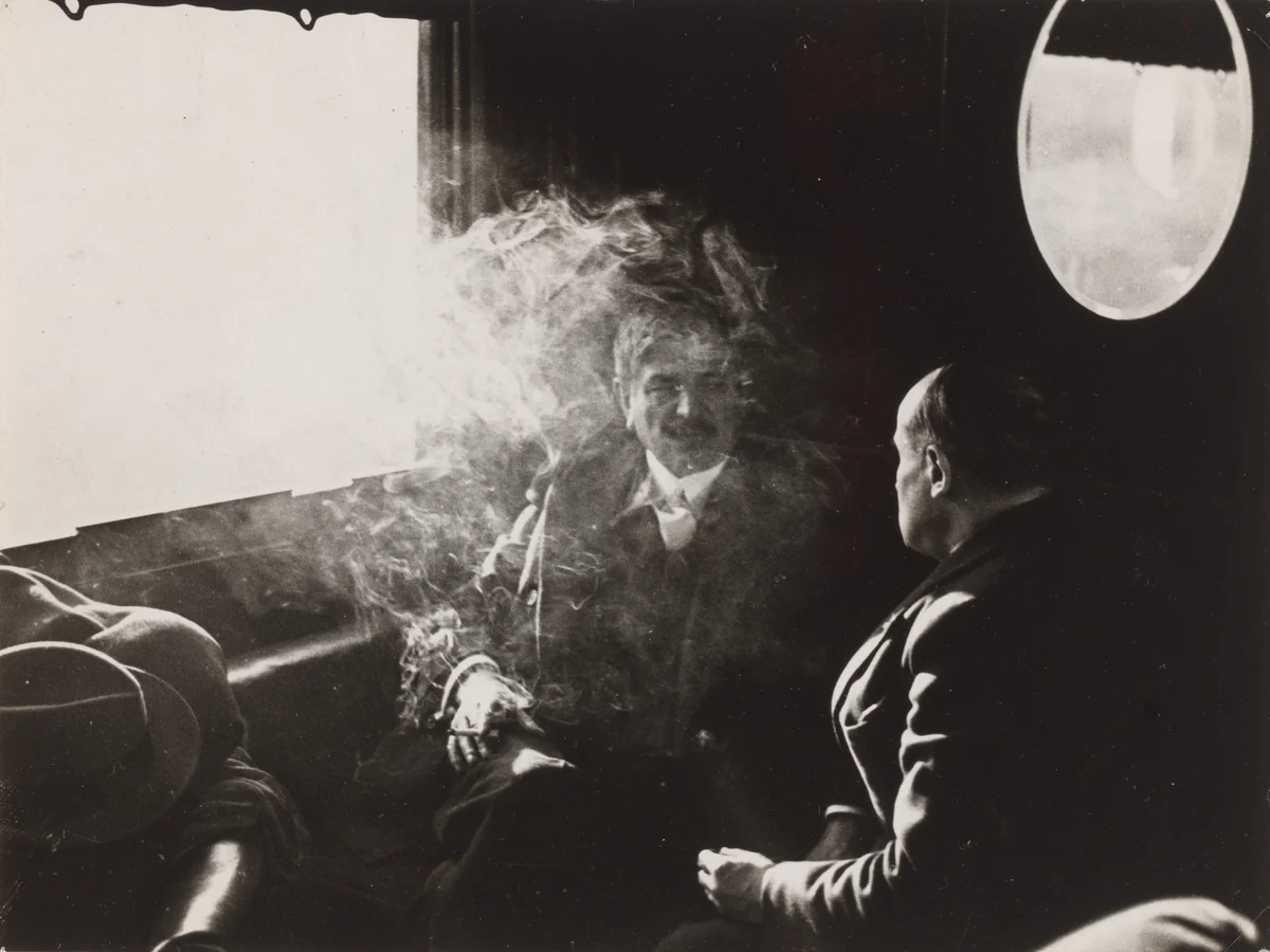 Informal Studies en Route for England by Erich Salomon, photograph, 1931