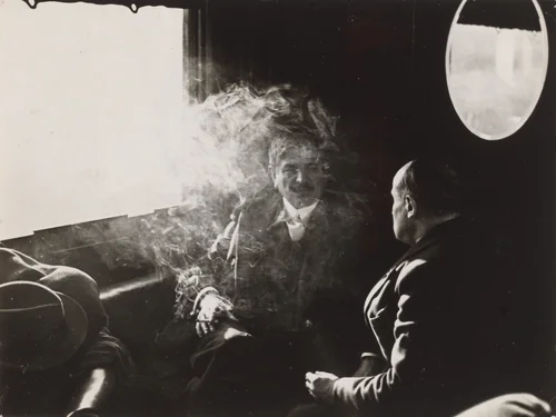 Informal Studies en Route for England by Erich Salomon, photograph, 1931