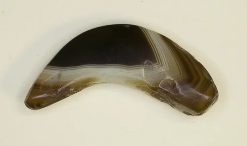 Amulet of a Claw by Egyptian, metalwork, -1550--664