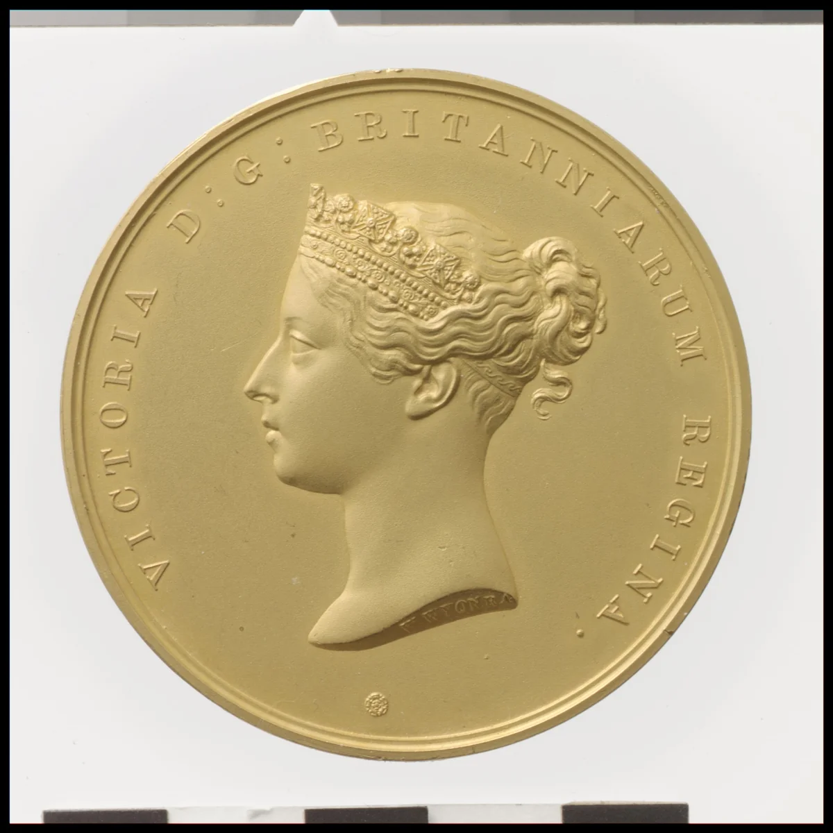 Queen Victoria (1819–1901), with poet on reverse by William Wyon, metalwork, 1840