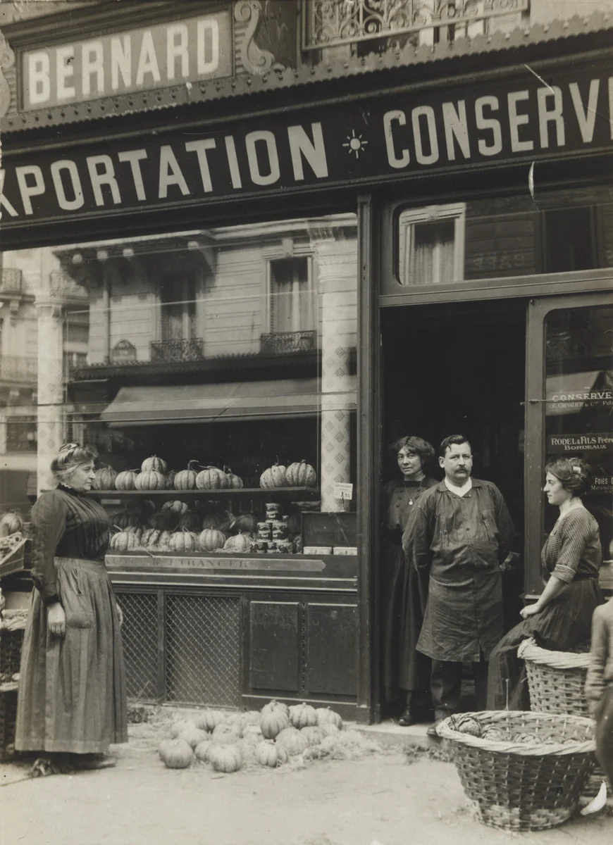 Bernard, Quartier des Halles 6, rue de la Réale, Photo du Palais-Royal, Paris by Unidentified Photographer, photograph, 1905