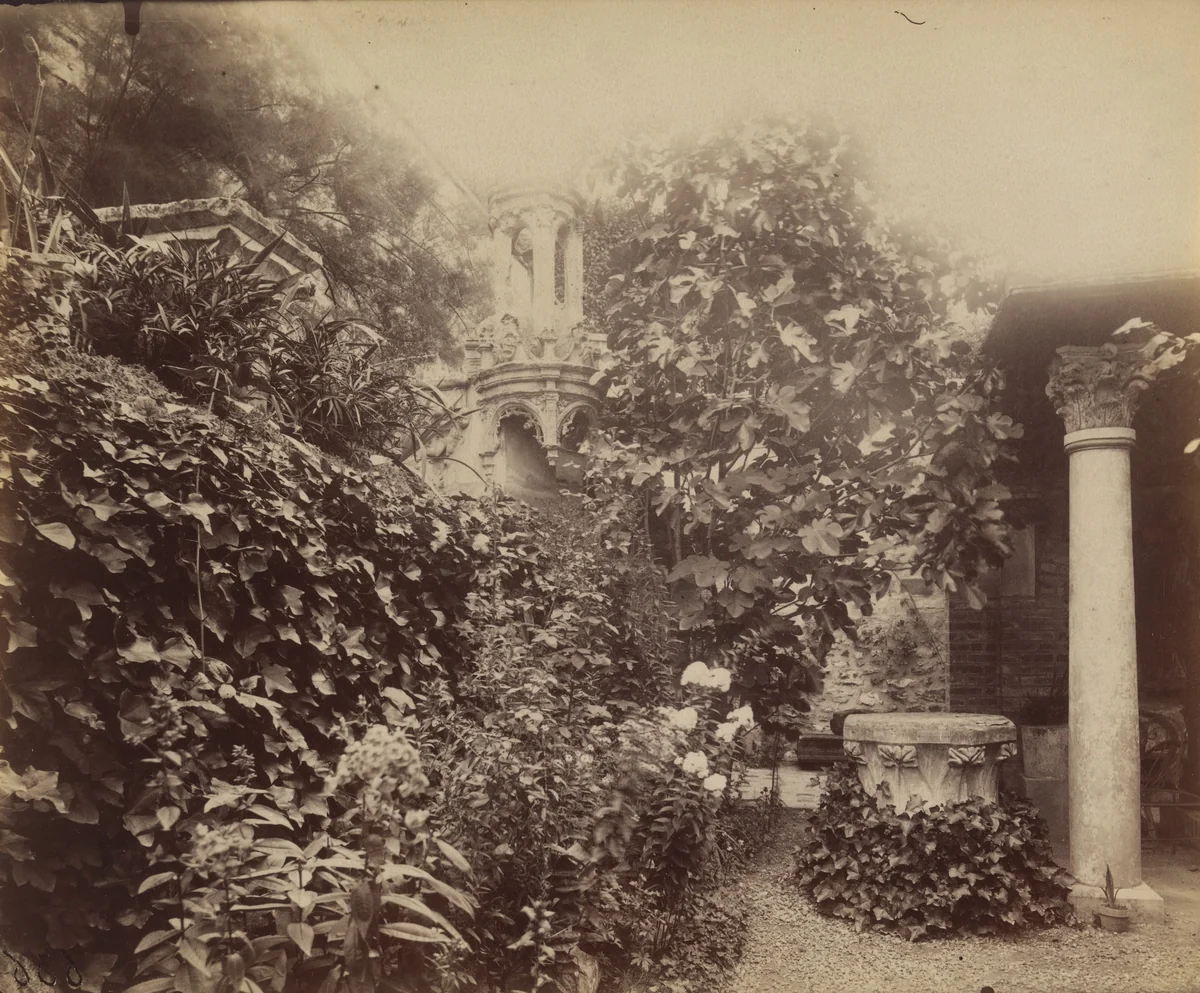 Pontoise, ancien Hôtel du tribunal (Musée) by Eugène Atget, photograph, 1902