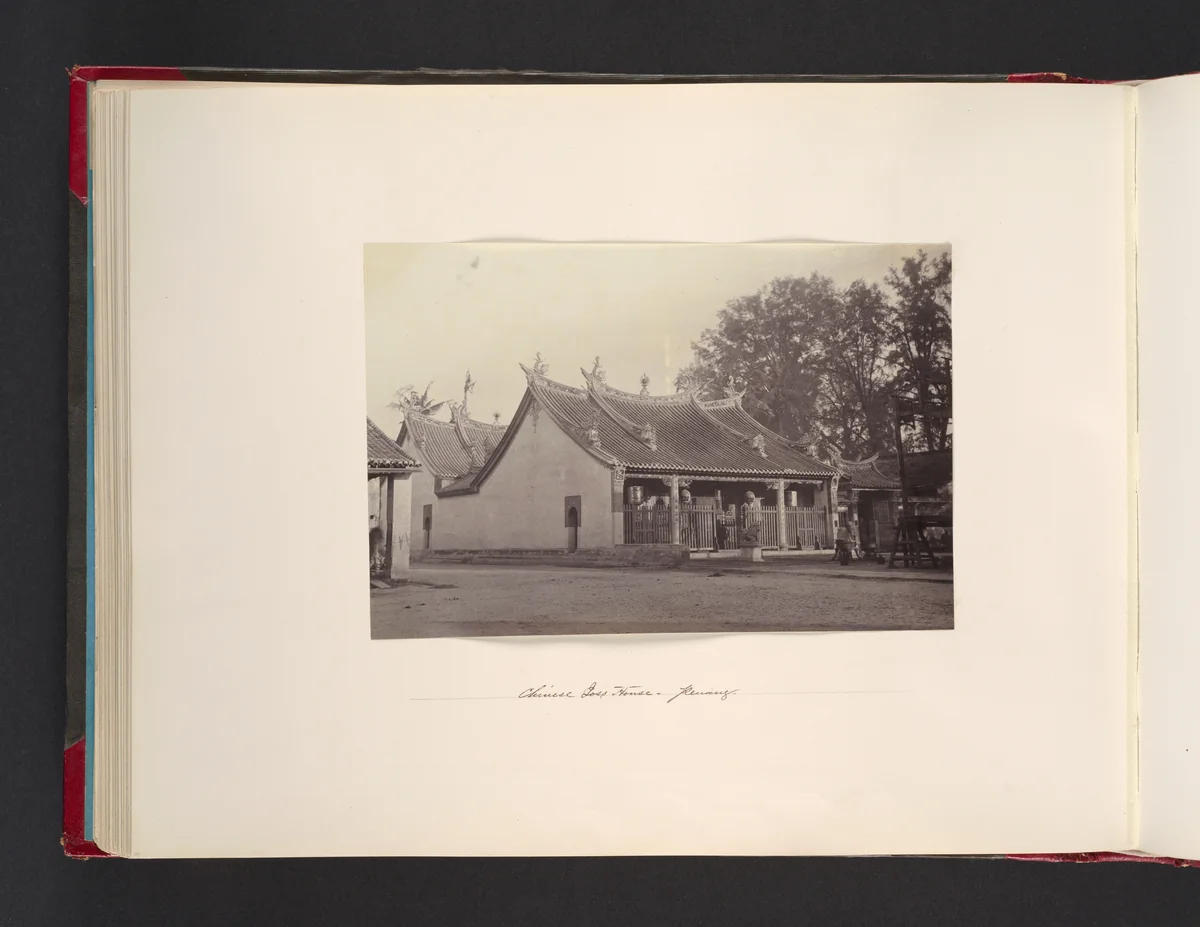 Chinese House, Penang by John Thomson, photograph, 1865