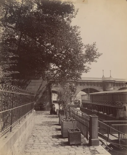 Terre-plein du Pont Neuf by Eugène Atget, photograph, 1910