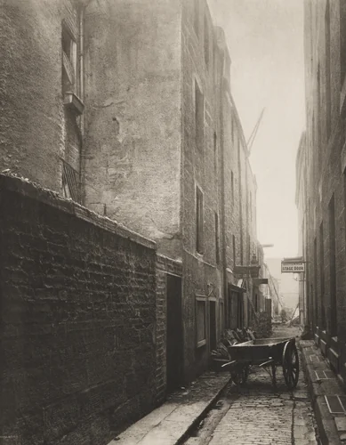 Back Wynd from Trongate by Thomas Annan, photograph, 1899