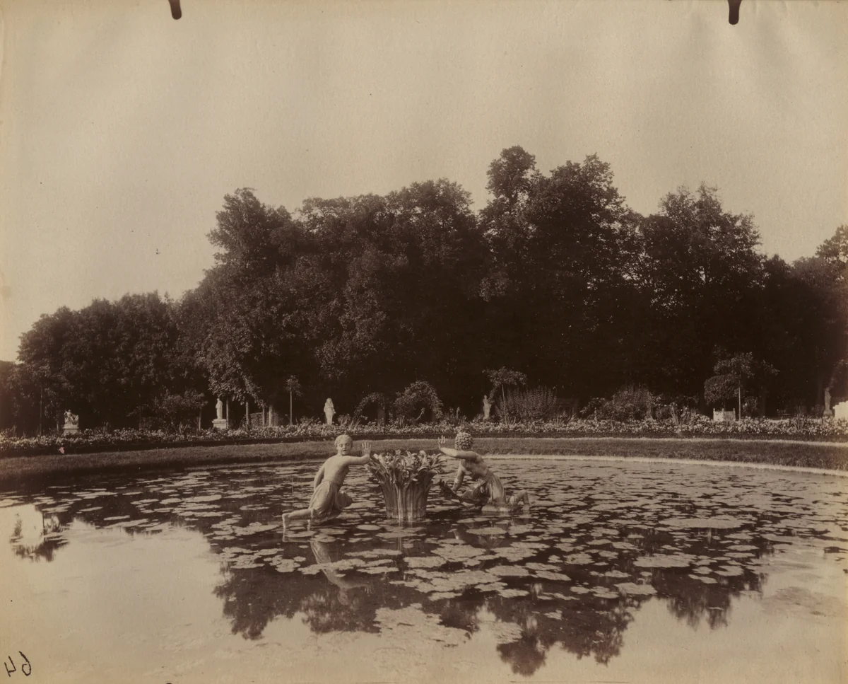Versailles, Coin de Parc by Eugène Atget, photograph, 1903