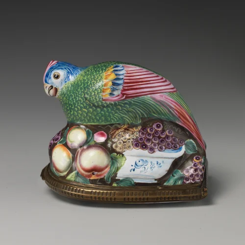 Bonbonnière in the form of a bird (parrot) by Robert Hancock, other, 1765-1785