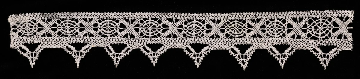 Bobbin Lace Insertion and Edging by Unknown, textile, 1540-1560