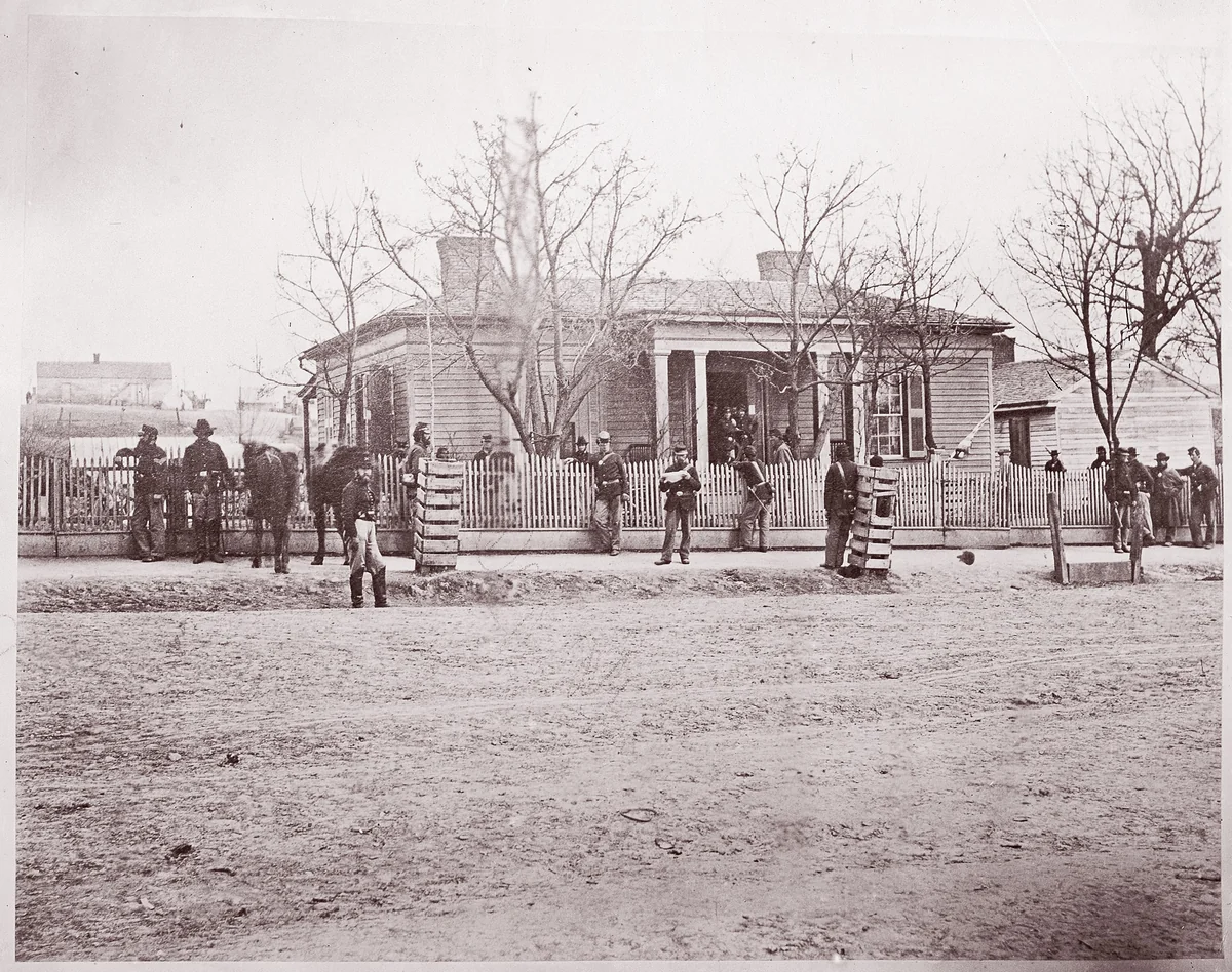 Headquarters of General Sherman or Thomas, Chattanooga by George N. Barnard, photograph, 1861-1865