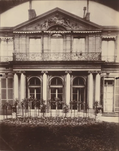 Hotel d'Argenson, rue de Grenelle 101 by Eugène Atget, photograph, 1907-1908