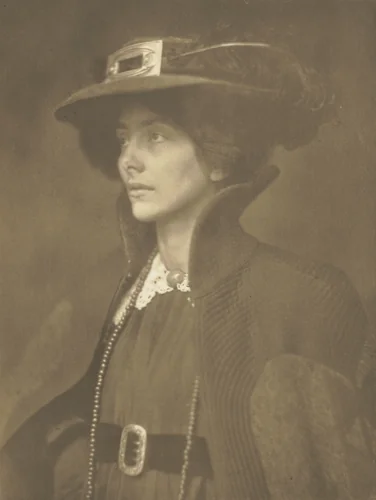 Camera Work: Frau Mathasius by J. Craig Annan, book, 1904