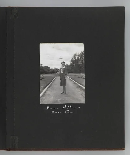 Untitled by Unidentified Photographer, photograph, 1923