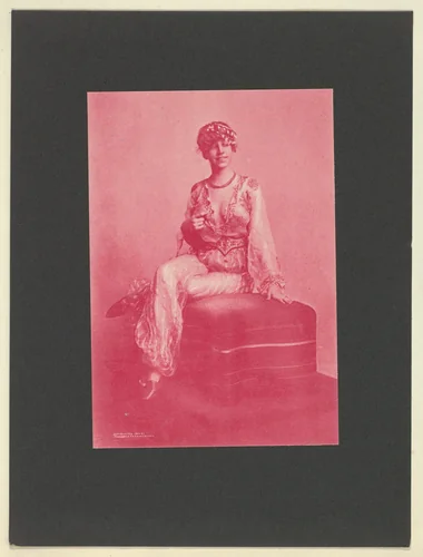 Plate 11, from Little Egypt Actresses series (T2), issued by Monopole Tobacco Works to promote Khedive Egyptian Cigarettes by Monopole Tobacco Works, print, 1902
