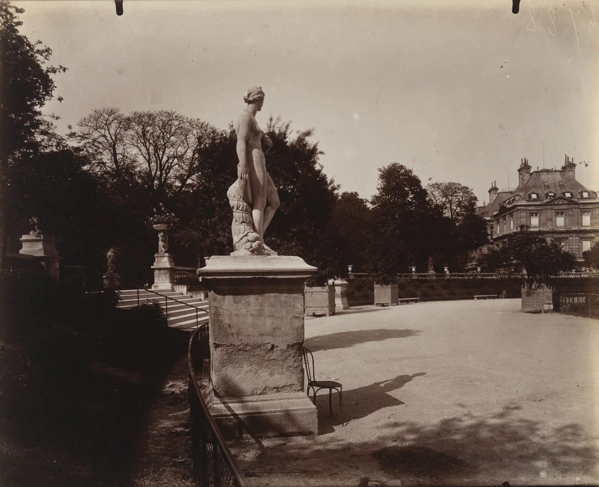 Luxembourg by Eugène Atget, photograph, 1903