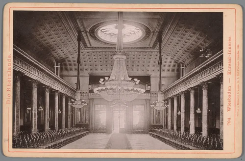 Interieur van een zaal in het Kurhaus van Wiesbaden by anonymous, photograph, 1889