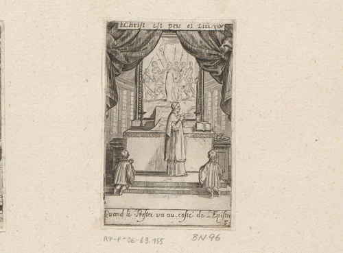 Priester voor een altaar met twee misdienaars by Sébastien Leclerc, print, 1661