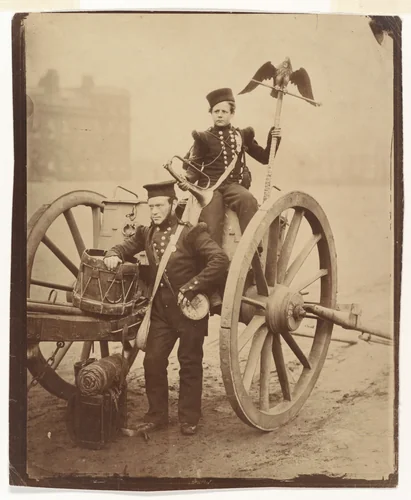 Trumpeter Gritten and Trumpeter Lang at Woolwich by Cundall & Howlett, photograph, 1856