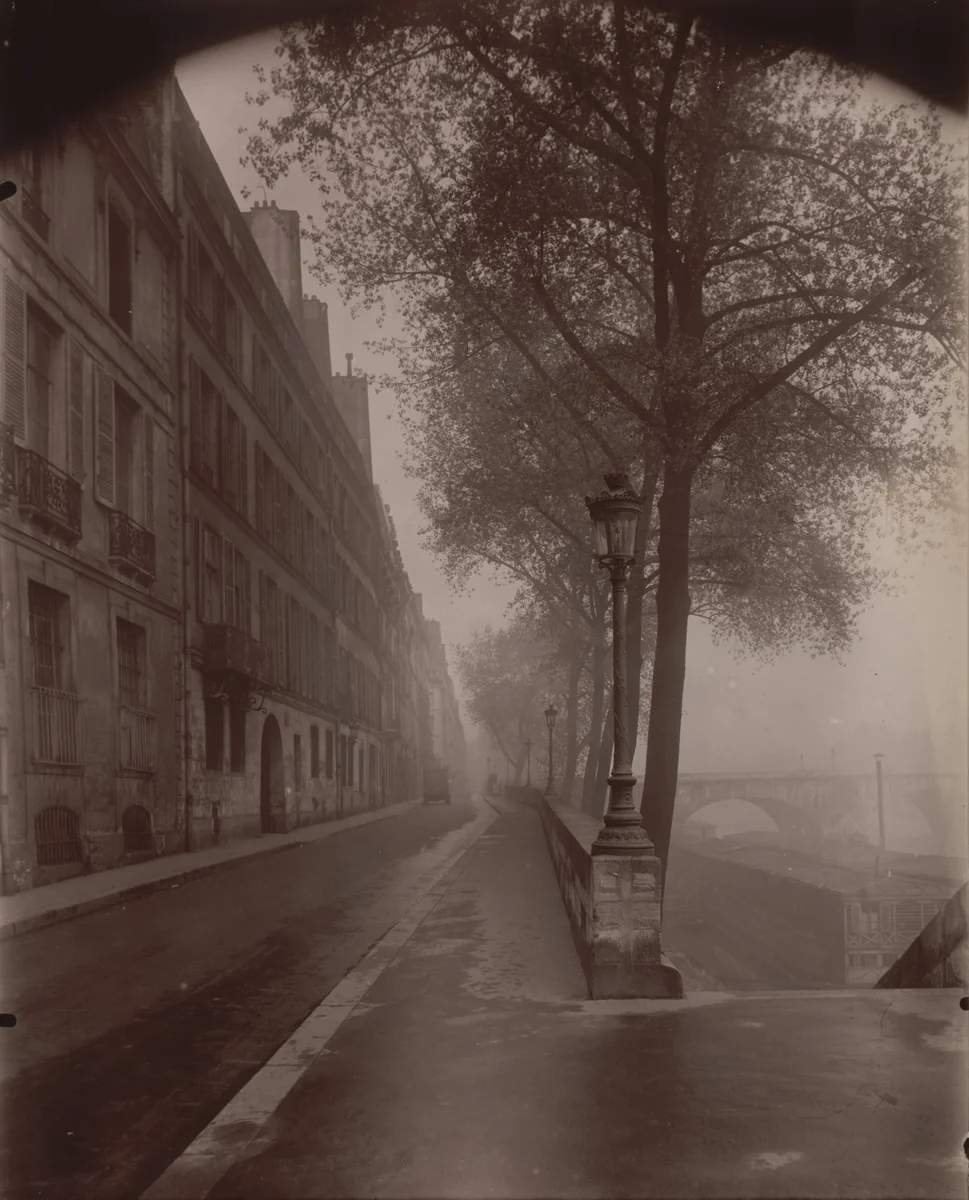 Quai d'Anjou by Eugène Atget, photograph, 1926