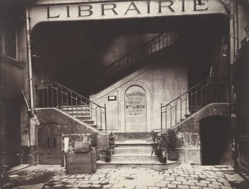 Cour, 28 rue Bonaparte by Eugène Atget, photograph, 1910