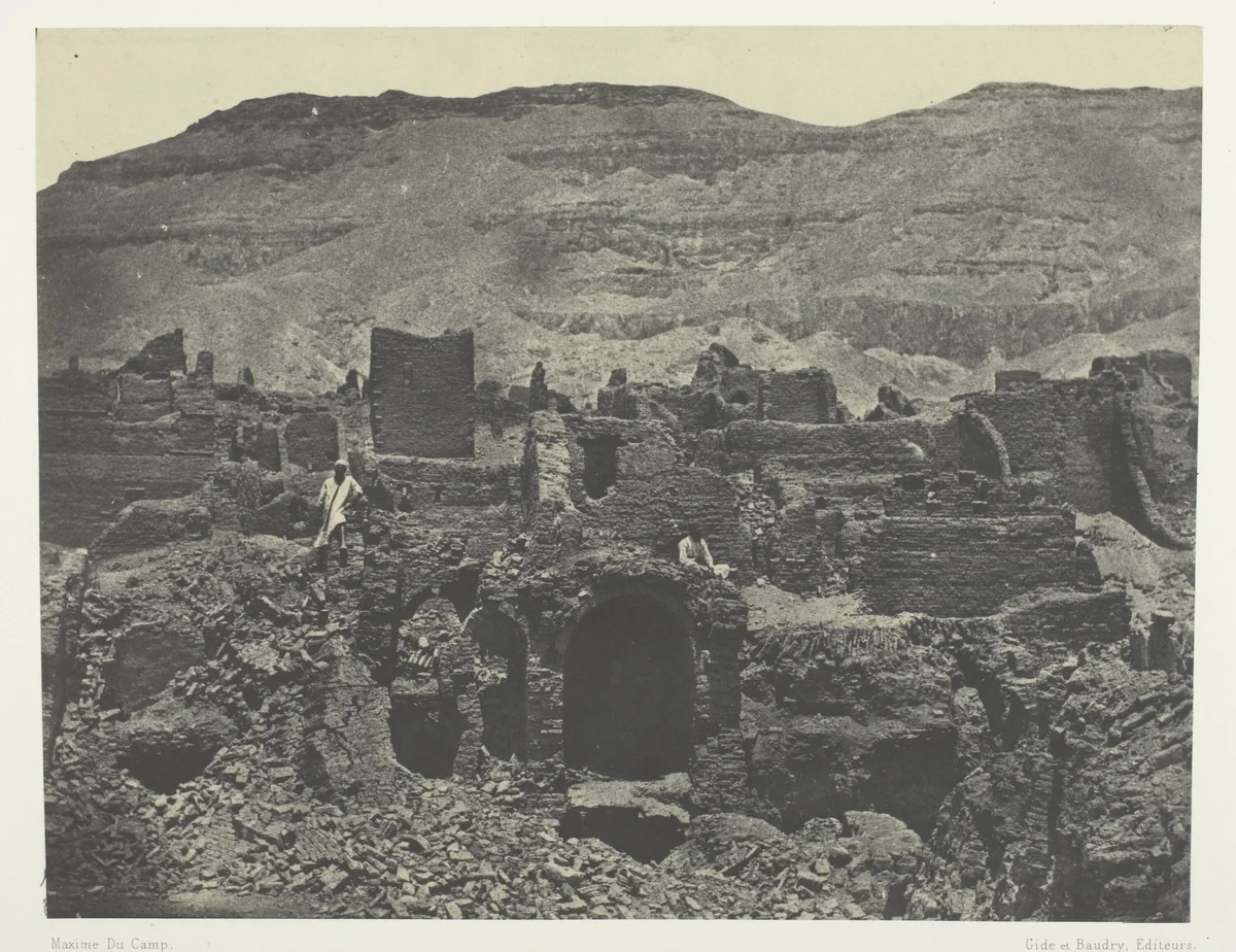 Médinet-Habou, Ruines de la Ville de Papa; Thèbes, plate 53 from the album "Egypte, Nubie, Palestine et Syrie" (1852) by Maxime Du Camp, photograph, 1849-1851