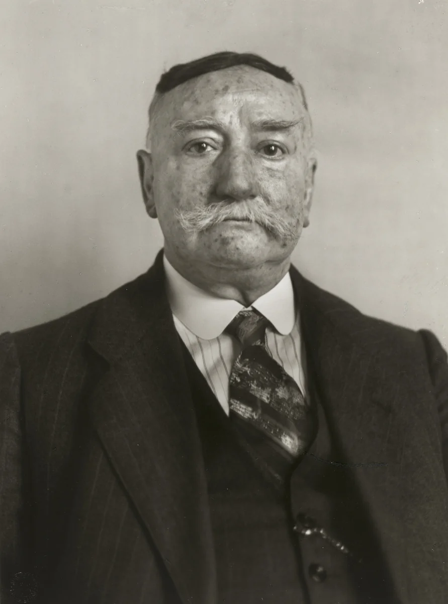 Bartender by August Sander, photograph, 1928
