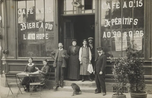 Café - bière - apéritifs, Amiens by Unidentified Photographer, photograph, 1905