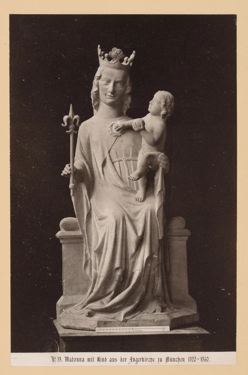 Sculptuur van Maria met Christuskind by anonymous, print, 1869-1887
