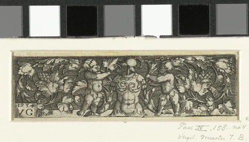 Ornament met putti en kuras by Unknown, print, 1534