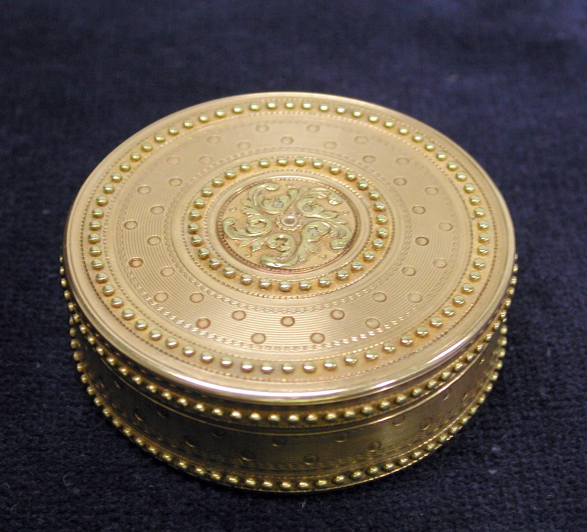 Box by Barthélemy Cabaille, metalwork, 1783-1784