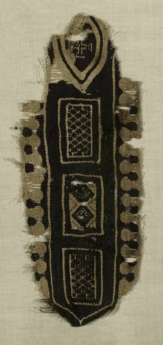 Border by Egypt, textile, 401-500