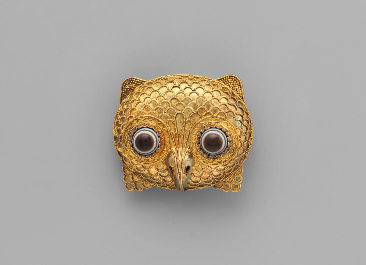 Brooch in the form of an owl head by Castellani, metalwork, 1855-1865