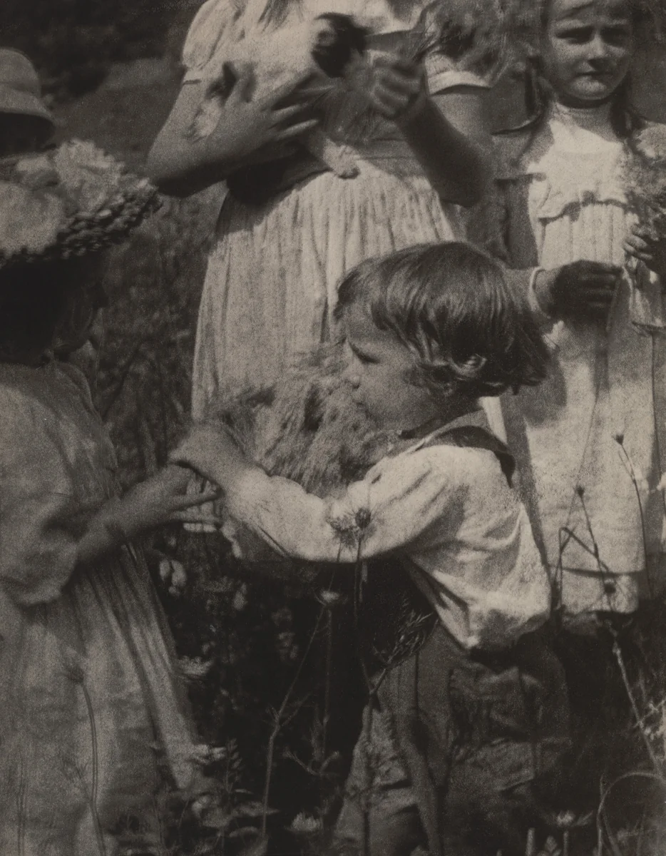 Happy Days by Gertrude Käsebier, photograph, 1903