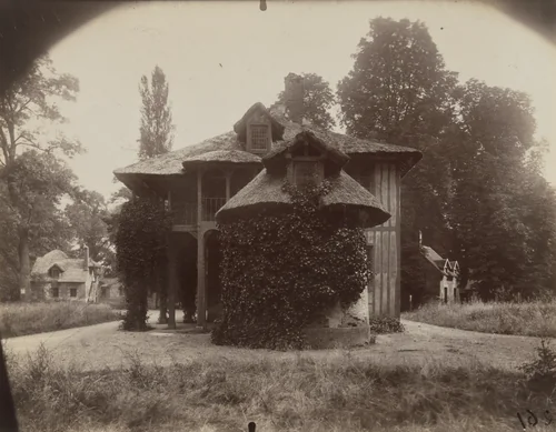 Trianon by Eugène Atget, photograph, 1926