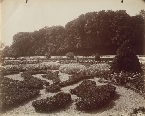Versailles by Eugène Atget, photograph, 1919