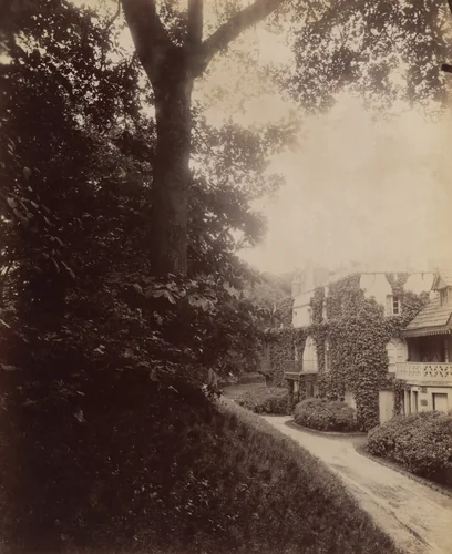 Aulnay. Maison de Chateaubriand dans la Vallée aux Loups by Eugène Atget, photograph, 1901