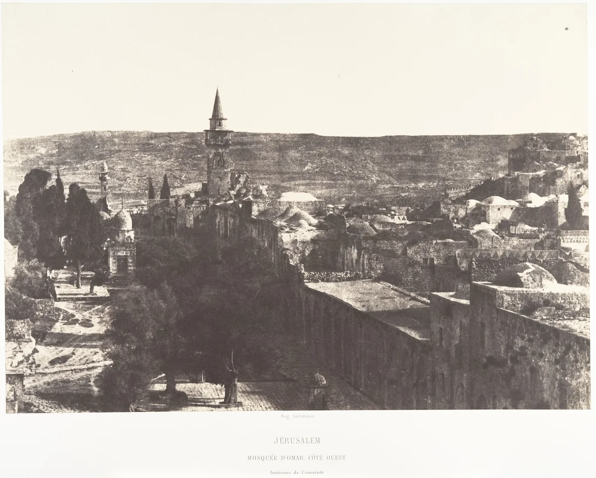 Jérusalem, Mosquée d'Omar, côté Ouest, Intérieur de l'enceinte by Auguste Salzmann, photograph, 1854-1859