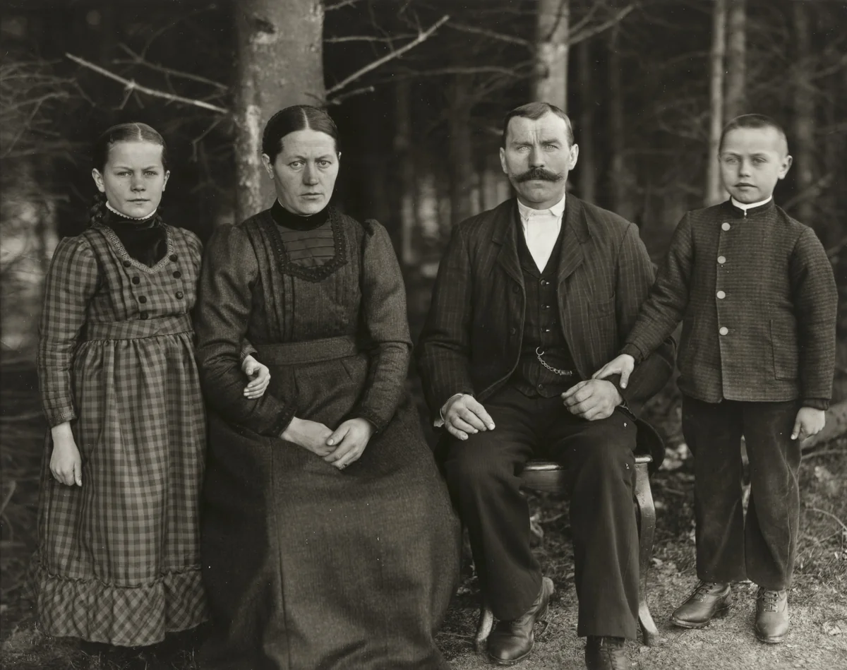 Farming Family by August Sander, photograph, 1912