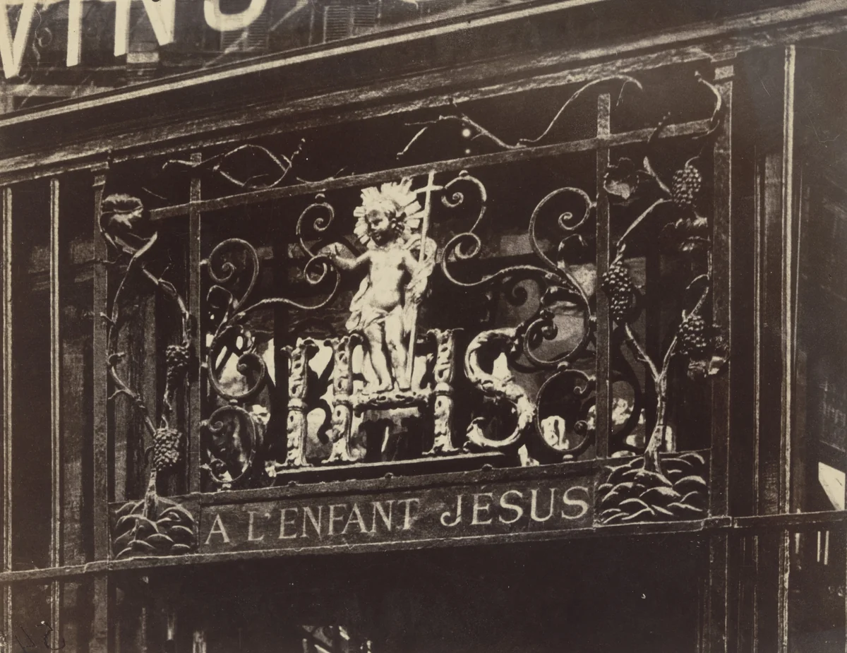 À l'enfant Jesus. Rue des Bourdonnais 33 by Eugène Atget, photograph, 1908