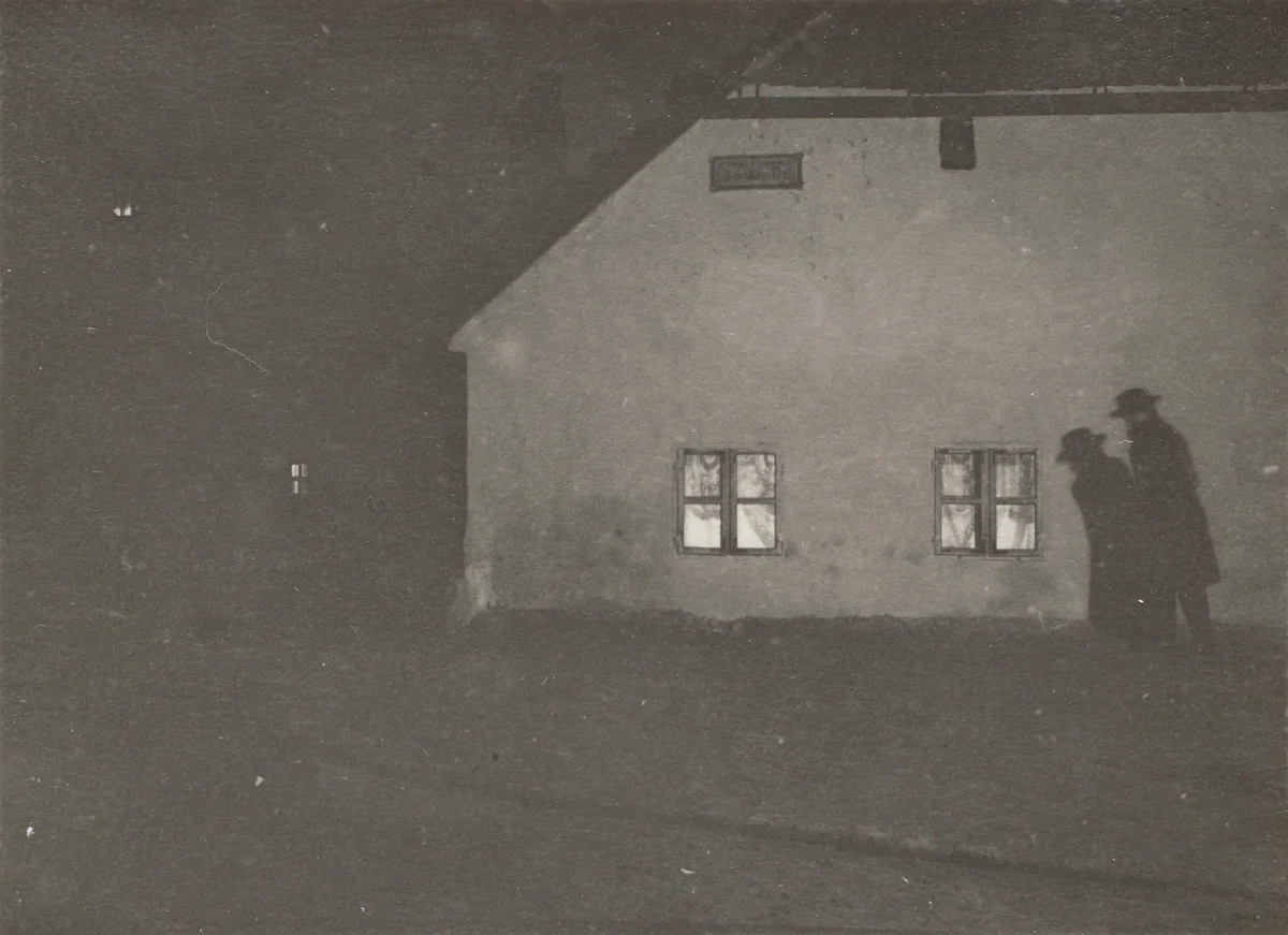 Bocskay-tér, Budapest by André Kertész, photograph, 1914