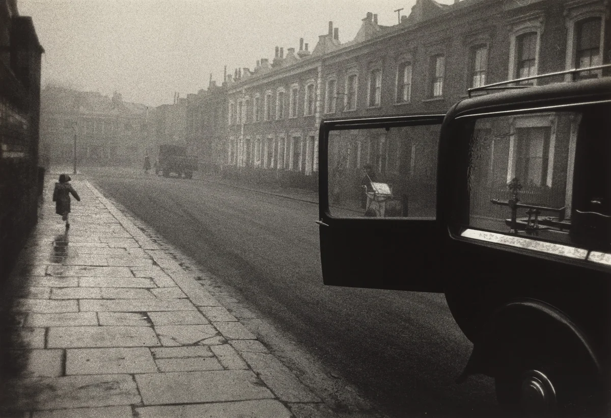 London by Robert Frank, photograph, 1952-1953