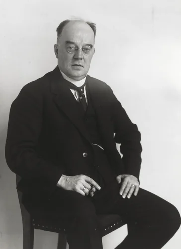 Senior High School Teacher by August Sander, photograph, 1923