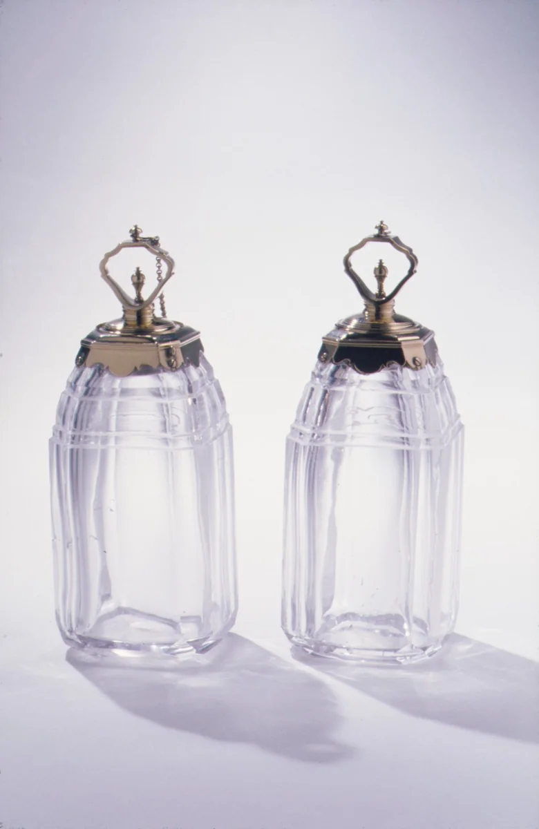 Perfume bottle (one of six) (part of a set) by Louis Mailly, metalwork, 1728-1730