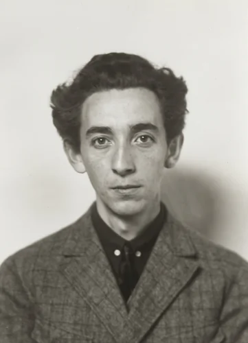 Sculptor [Hans Schmitz] by August Sander, photograph, 1923