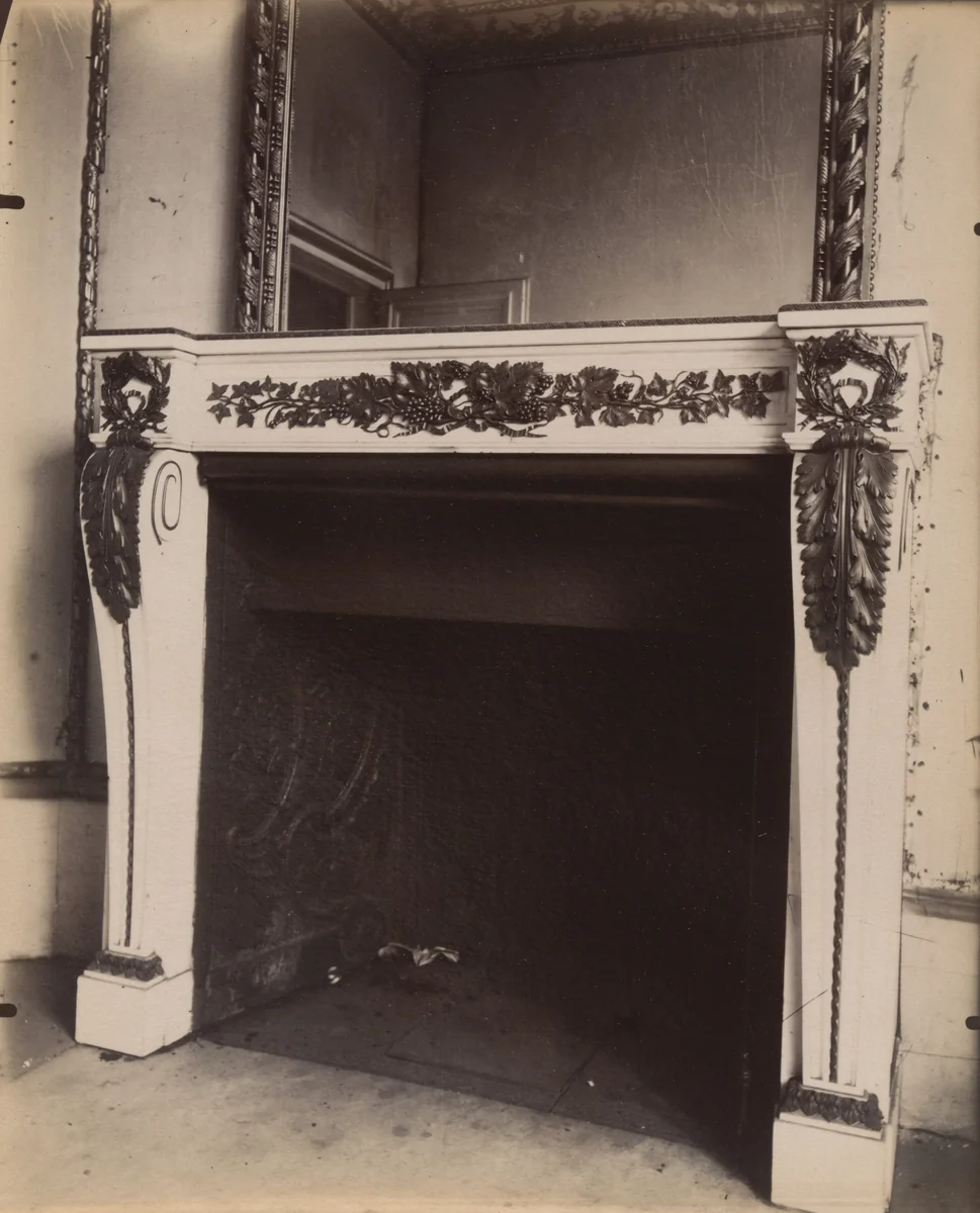 Château de Bagatelle by Eugène Atget, photograph, 1913