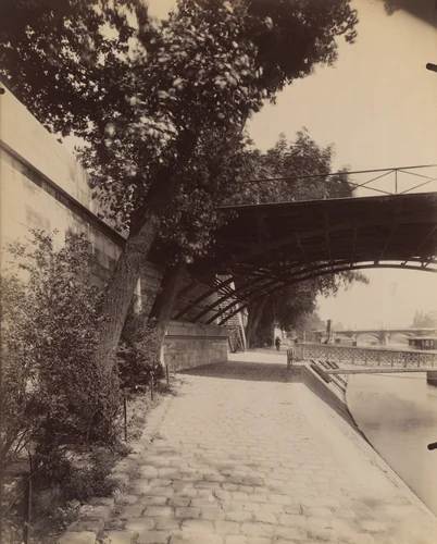 Port du Louvre by Eugène Atget, photograph, 1911