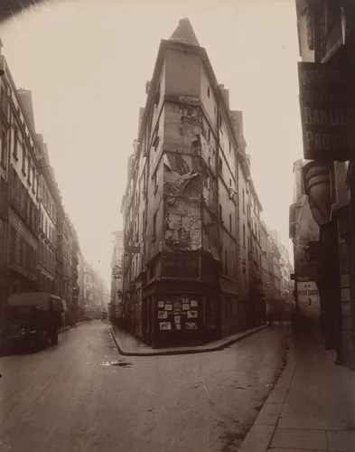 Rue de Seine by Eugène Atget, photograph, 1924