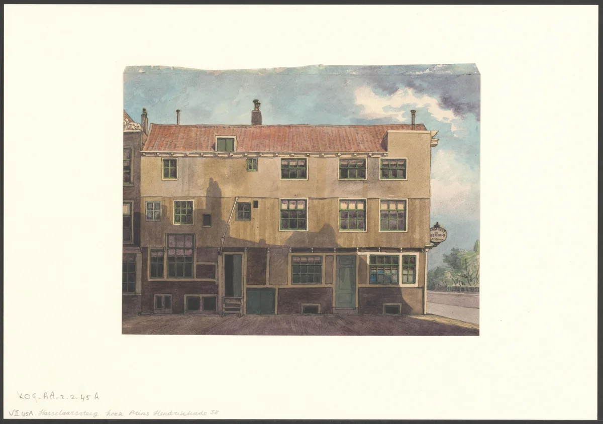 Gezicht op de Hasselaarsteeg, hoek Prins Hendrikkade 38 by anonymous, drawing, 1875-1905