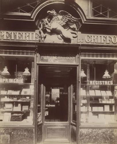 Au Griffon, 10 rue de Buci by Eugène Atget, photograph, 1911