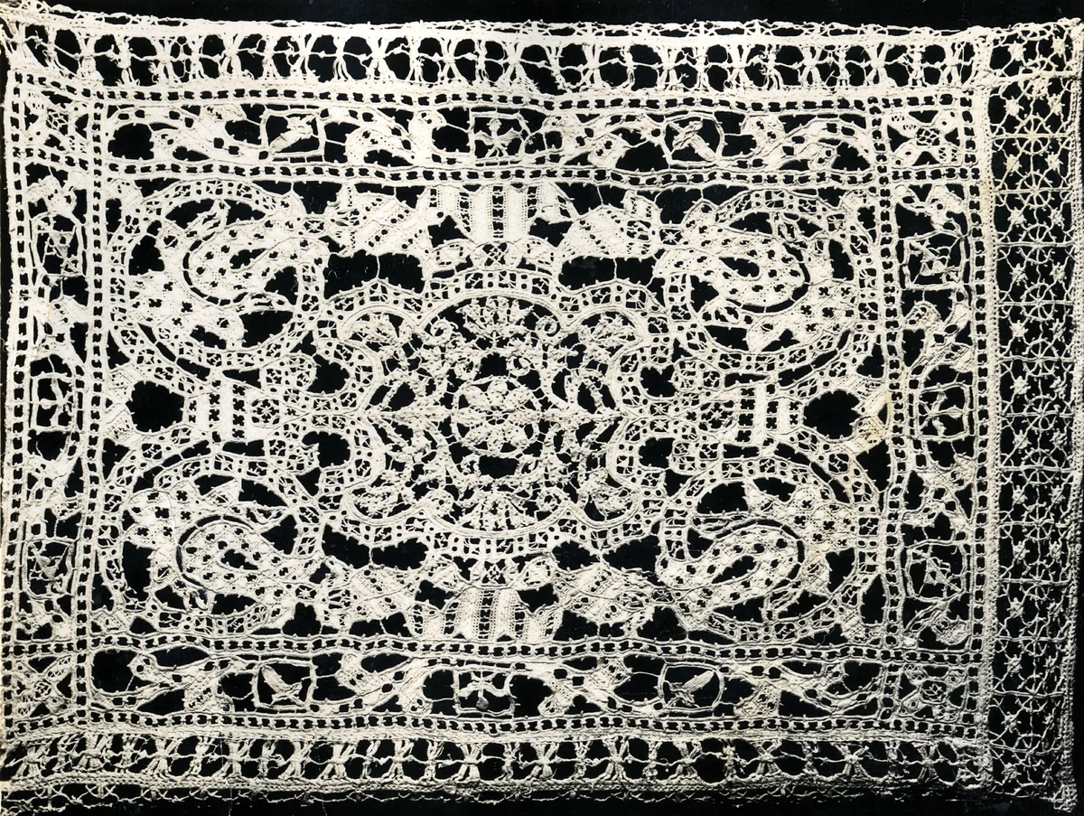 Pillow Cover by Italy, textile, 1590-1610